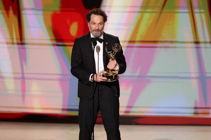 Primer Emmy para Matthew Rhys. Esta vez por "The Beast in Me". Faltaba un rato para que recibiera el segundo por su trabajo en comedia. Reuters 
