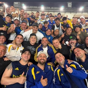La barra de Boca completa en el Maracaná y un mensaje: "La 12 unida jamás será vencida"