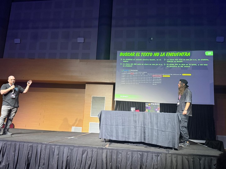 La investigación de Ekoparty demostró cómo los TV Boxes pueden robar datos. Foto: Gentileza investigadores