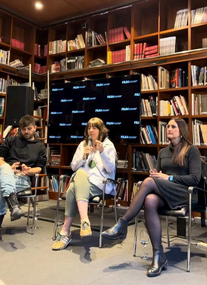La brasileña Verónica Stigger, Roberto Chuit Roganovich y Soledad Quereilhac, en la mesa “Naturaleza distópica”, del Festival Internacional de Literatura de Buenos Aires (Filba). Foto: gentileza Filba.