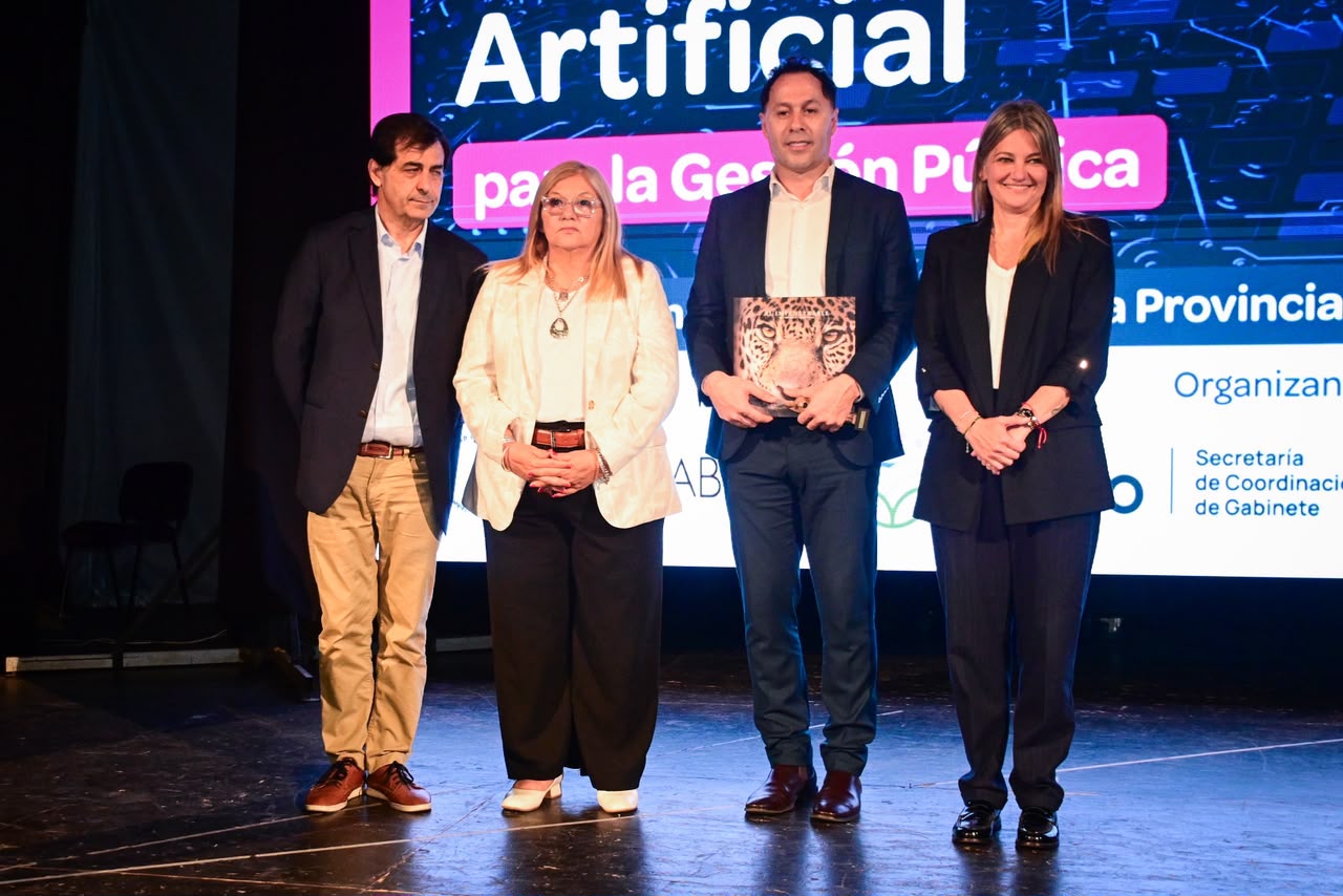 EL GOBIERNO DEL CHACO CAPACITA A SUS AGENTES EN INTELIGENCIA ARTIFICIAL PARA MODERNIZAR LA GESTIÓN