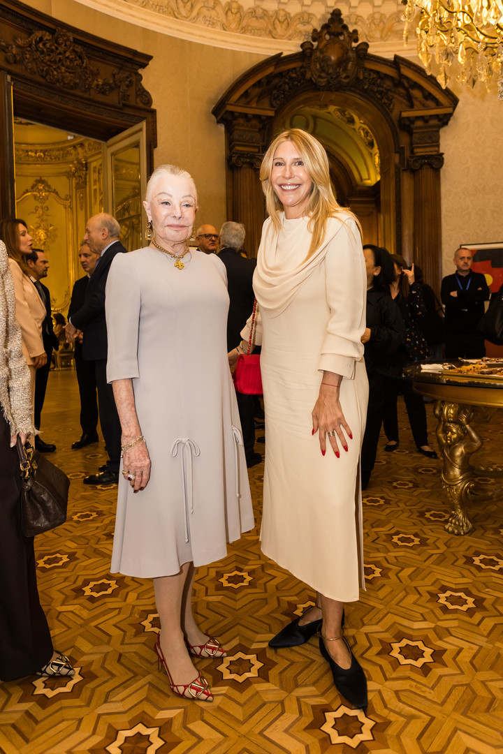 SAS Laetitia Princesa d’Arenberg y Amalia Amoedo. Cortesía Fundación Ama Amoedo. Ph. Diego Spivacow y Lucía Bonells. 