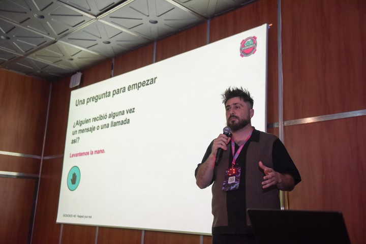 Otra foto de la presentación de Eko Nonos. (Foto: Flor Fernández)
