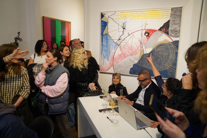 Artistas, coleccionistas y galeristas participaron de la subasta de la Asociación de Amigos del Museo Sívori. 