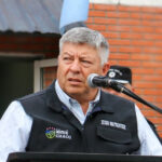 Los presos fabrican camas para los evacuados: Matkovich destacó la decisión de Zdero