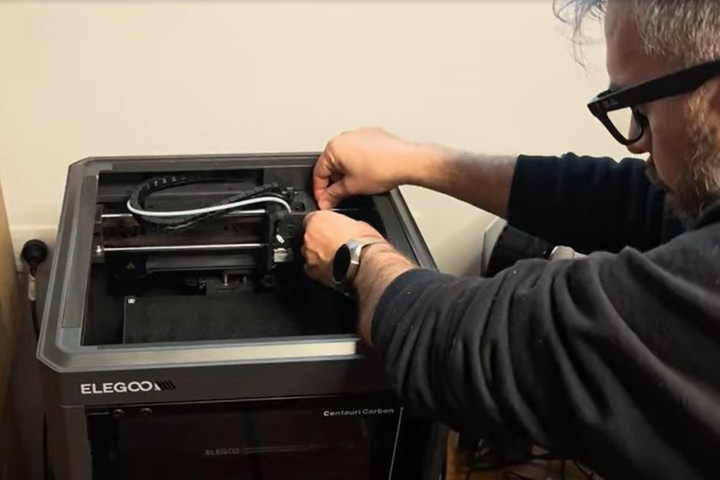 La instalación de Elegoo Canvas demanda cerca de dos horas y mucha paciencia. 